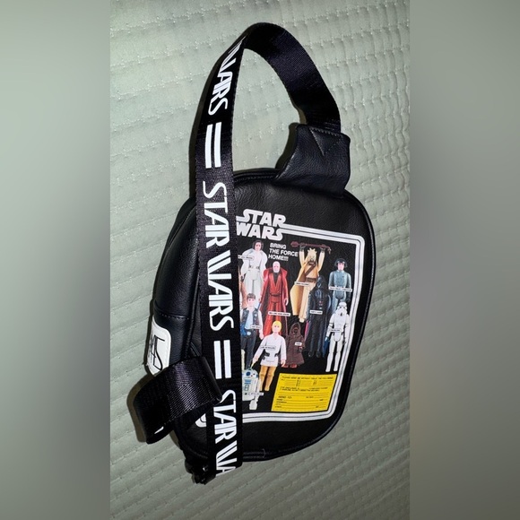 Loungefly 2022 Disney Parks Star Wars Loungefly Backpack Sling pin Bag. EUC